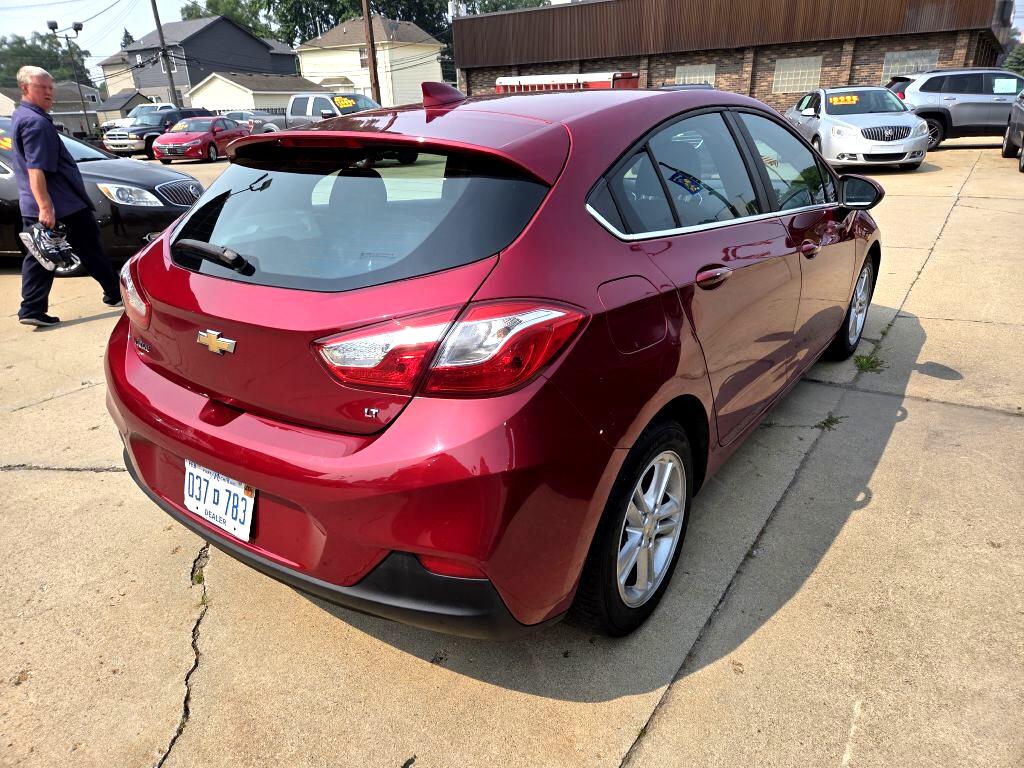 Chevrolet Cruze LT Auto Hatchback 2017
