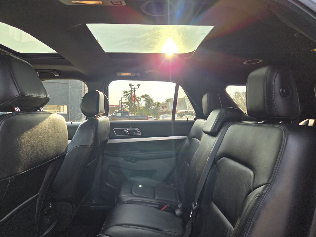 Ford Explorer XLT FWD 2017