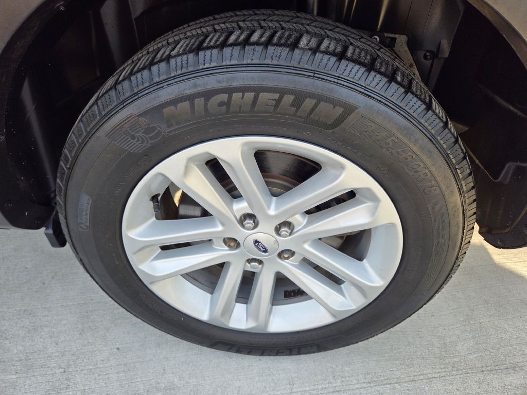 Ford Explorer XLT FWD 2017