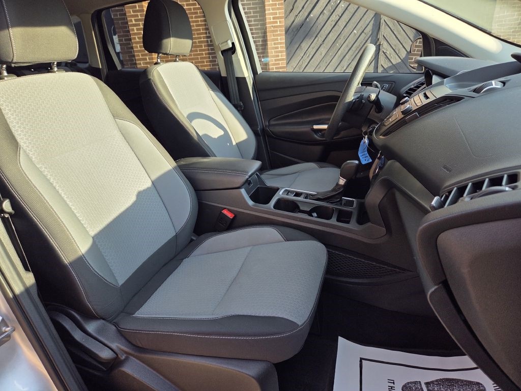 Ford Escape SE FWD 2017