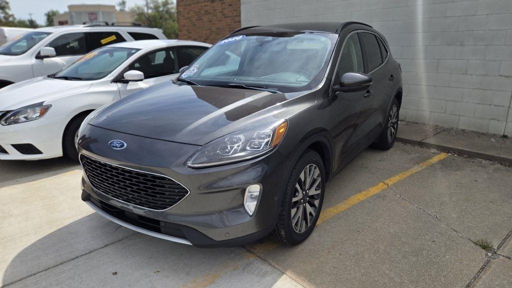 2020 Ford Escape Hybrid Titanium AWD
