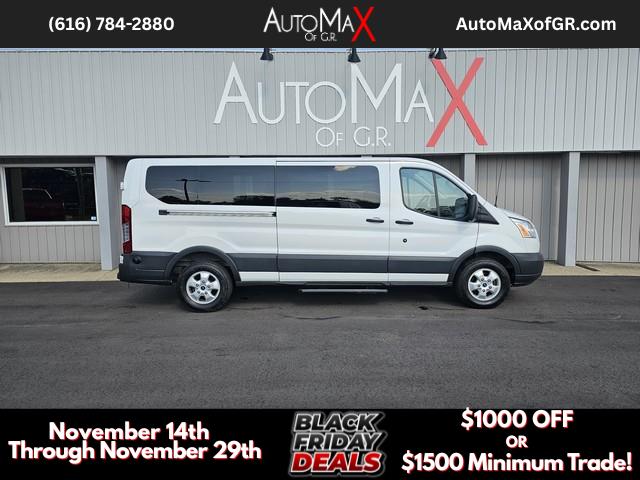 2018 Ford Transit Passenger Wagon T-350 148" Low Roof XL Sliding RH Dr
