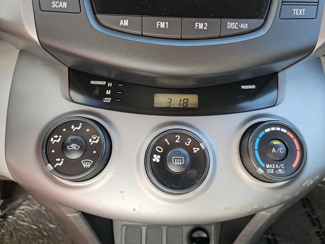 Toyota RAV4 4WD 4dr 4-cyl (Natl) 2007 Toyota RAV4 4WD 4dr 4-cyl (Natl) 2007