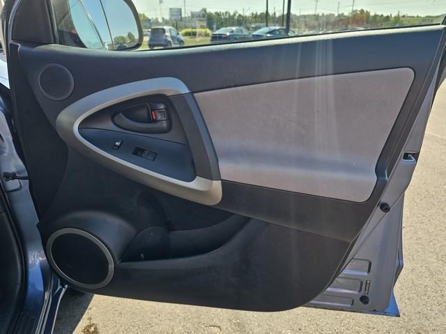 Toyota RAV4 4WD 4dr 4-cyl (Natl) 2007 Toyota RAV4 4WD 4dr 4-cyl (Natl) 2007