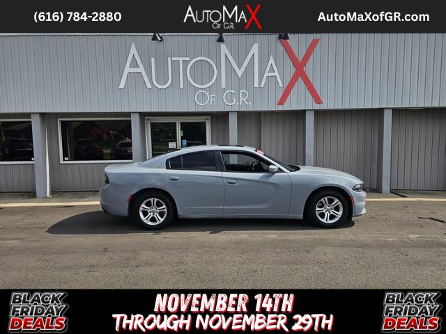 2022 Dodge Charger SXT 4D Sedan