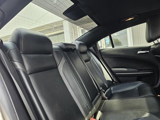 Dodge Charger SXT 4D Sedan 2022