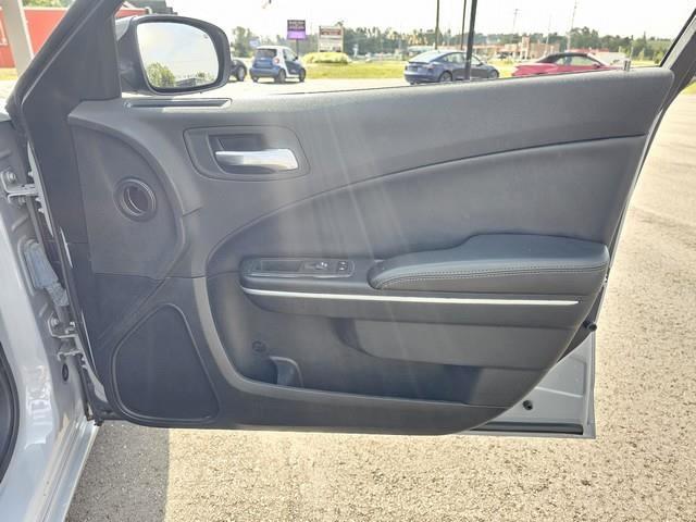 Dodge Charger SXT 4D Sedan 2022