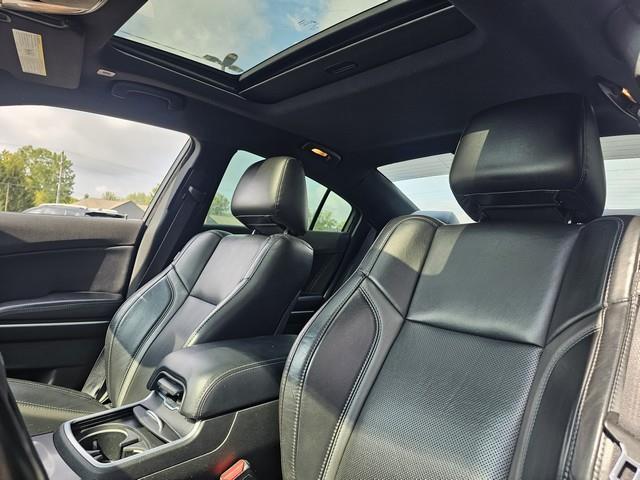 Dodge Charger SXT 4D Sedan 2022