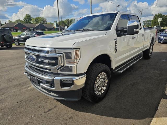 2022 Ford Super Duty F-350 SRW LARIAT 4WD Crew Cab 8' Box