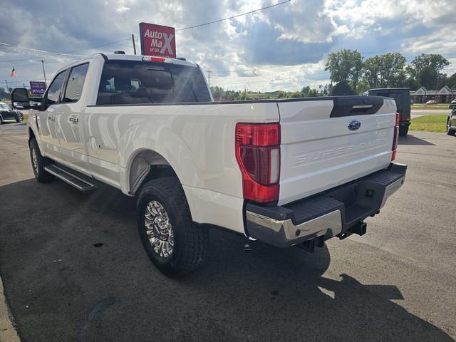 Ford Super Duty F-350 SRW Lariat 4WD Crew Cab 8' Box 2022