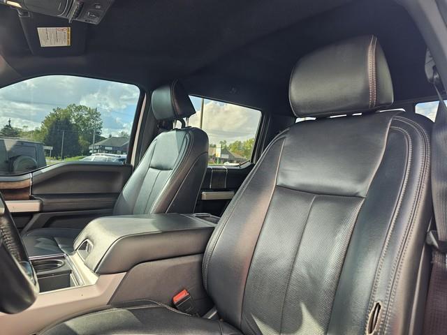 Ford Super Duty F-350 SRW Lariat 4WD Crew Cab 8' Box 2022