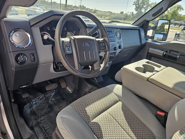 2016 Ford F-250 XLT FX4 photo 9