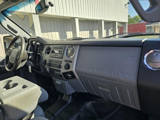 2016 Ford F-250 XLT FX4 photo 21