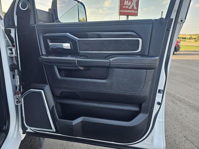 2021 Ram 2500 Laramie photo 26