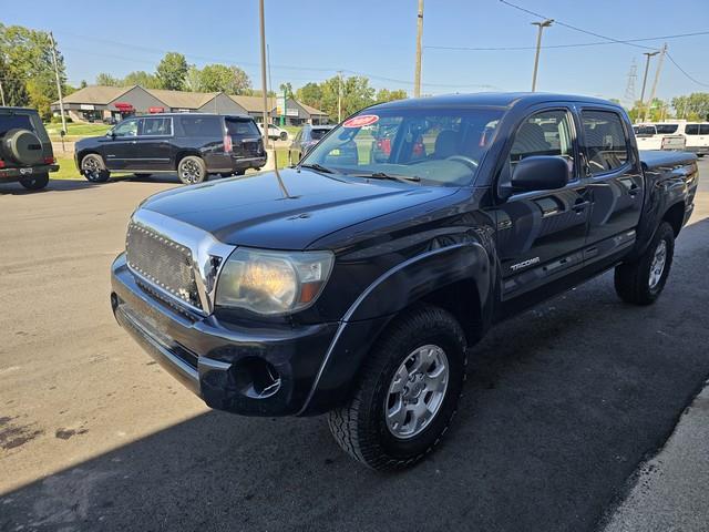 2009 Toyota Tacoma TRD photo 2