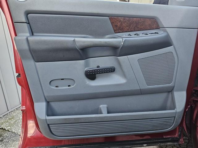 2008 Dodge Ram Laramie photo 11