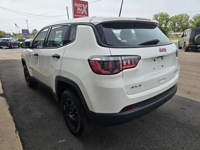 2018 Jeep Compass Sport photo 5