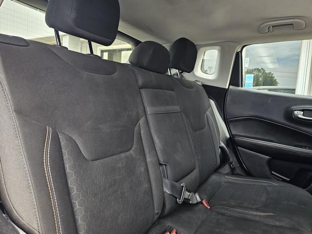 2018 Jeep Compass Sport photo 16