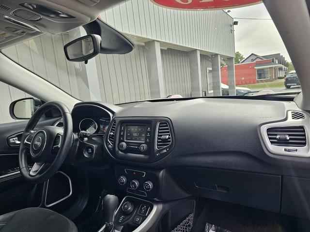2018 Jeep Compass Sport photo 18