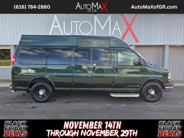 2013 Chevrolet Express Passenger RWD 3500 155" LT w/1LT