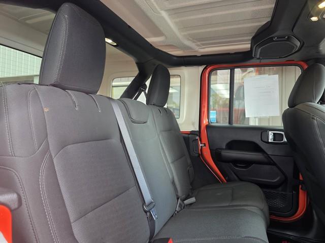 Jeep Wrangler Unlimited 4WD 4dr Sahara 2019 Jeep Wrangler Unlimited 4WD 4dr Sahara 2019