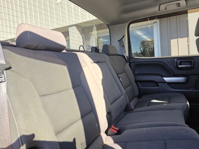 Chevrolet Silverado 1500 4WD Crew Cab 143.5" LT w/2LT 2017 Chevrolet Silverado 1500 4WD Crew Cab 143.5" LT w/2LT 2017