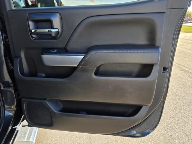 Chevrolet Silverado 1500 4WD Crew Cab 143.5" LT w/2LT 2017 Chevrolet Silverado 1500 4WD Crew Cab 143.5" LT w/2LT 2017
