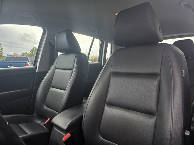 Volkswagen Tiguan 4MOTION 4dr Auto SEL 2016 Volkswagen Tiguan 4MOTION 4dr Auto SEL 2016