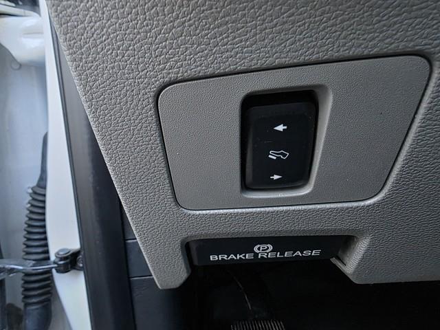 Ford Super Duty F-250 SRW King Ranch 4WD Crew Cab 8' Box 2019 Ford Super Duty F-250 SRW King Ranch 4WD Crew Cab 8' Box 2019