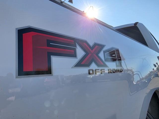 Ford Super Duty F-250 SRW King Ranch 4WD Crew Cab 8' Box 2019 Ford Super Duty F-250 SRW King Ranch 4WD Crew Cab 8' Box 2019