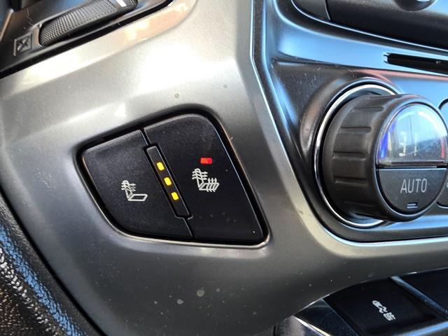 Chevrolet Silverado 2500HD Built After Aug 14 4WD Crew Cab 153.7" LT 2015 Chevrolet Silverado 2500HD Built After Aug 14 4WD Crew Cab 153.7" LT 2015