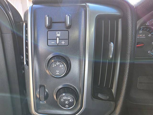 Chevrolet Silverado 2500HD Built After Aug 14 4WD Crew Cab 153.7" LT 2015 Chevrolet Silverado 2500HD Built After Aug 14 4WD Crew Cab 153.7" LT 2015