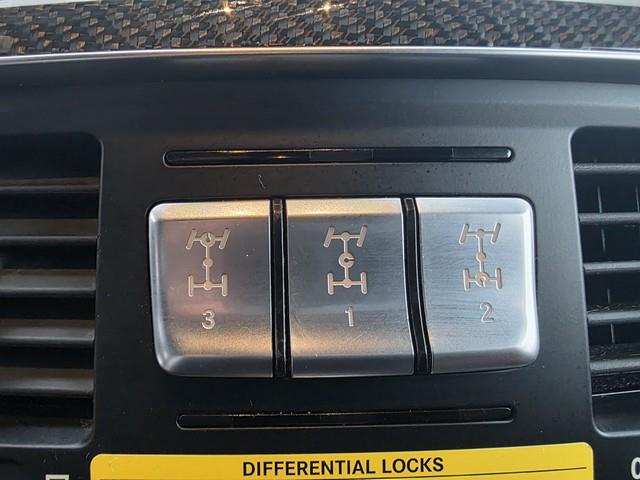 Mercedes-Benz G-Class 4MATIC 4dr G 63 AMG 2014