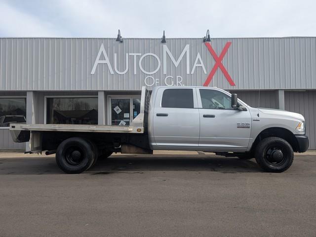 2014 RAM 3500 Chassis Tradesman Crew Cab 4WD
