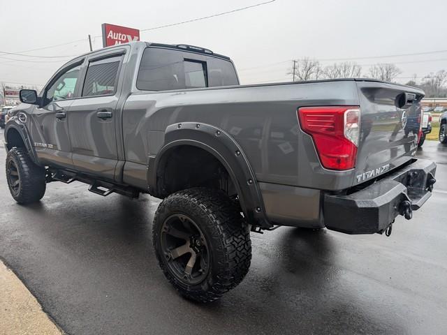 Nissan Titan XD  2017