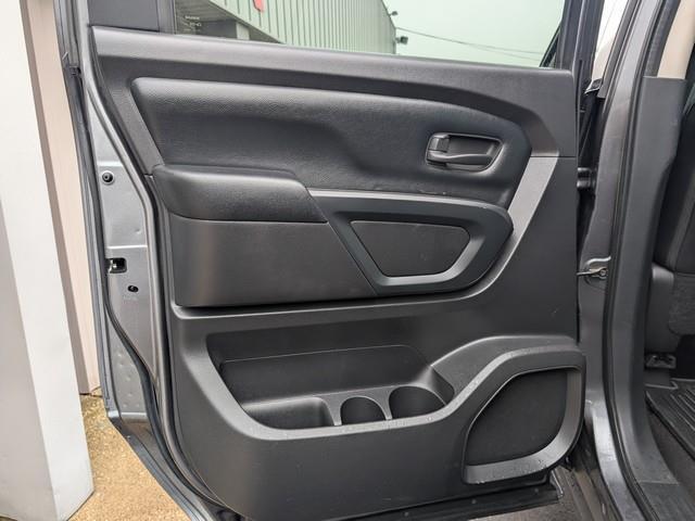 Nissan Titan XD  2017