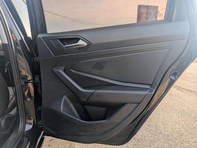 Volkswagen Jetta SE Auto 2022