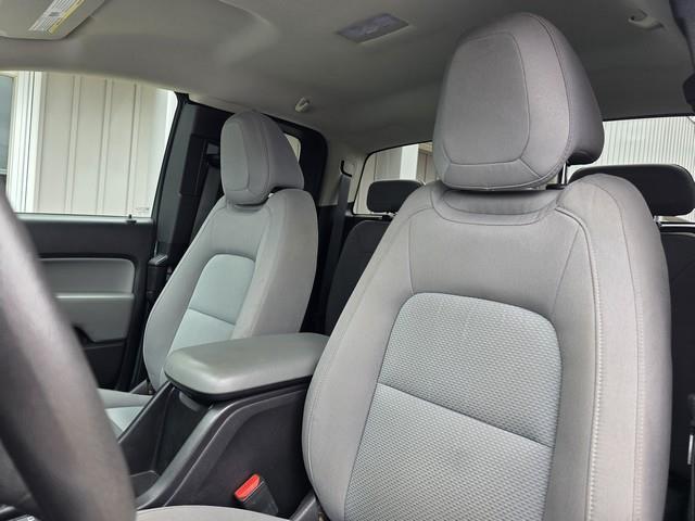 Chevrolet Colorado 4WD Ext Cab 128.3" WT 2016