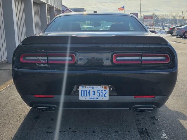 Dodge Challenger R/T RWD 2022