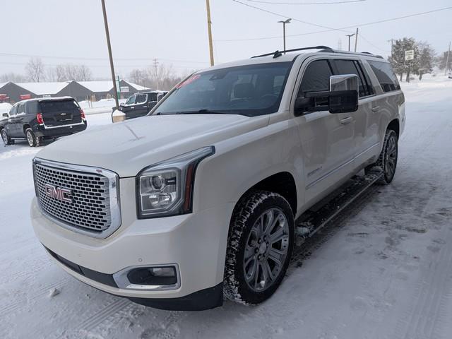GMC Yukon XL 4WD 4dr Denali 2015