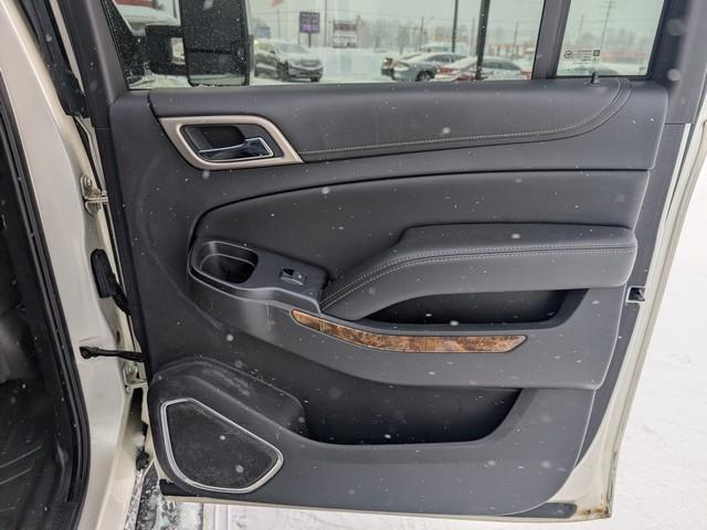 GMC Yukon XL 4WD 4dr Denali 2015