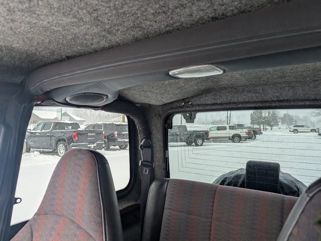 Jeep Wrangler 2dr SE 2000