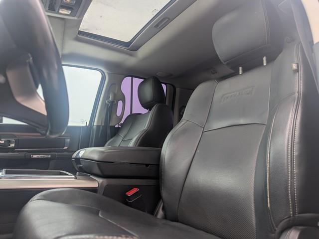 RAM 1500 4WD Quad Cab 140.5" Laramie 2015