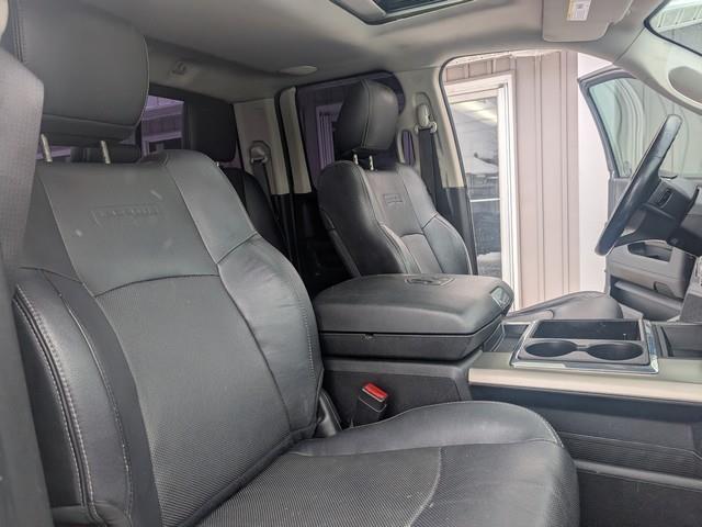 RAM 1500 4WD Quad Cab 140.5" Laramie 2015