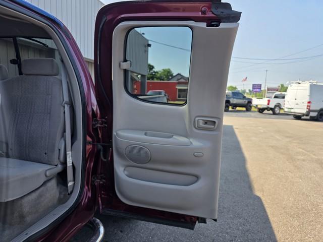 Toyota Tundra AccessCab V6 Manual SR5 (Natl) 2006