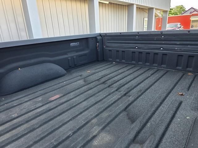 Toyota Tundra AccessCab V6 Manual SR5 (Natl) 2006