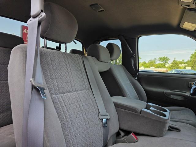 Toyota Tundra AccessCab V6 Manual SR5 (Natl) 2006