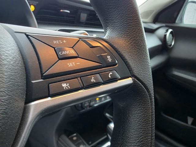 Nissan Kicks SV FWD 2021