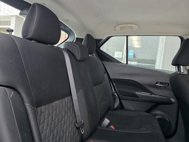 Nissan Kicks SV FWD 2021