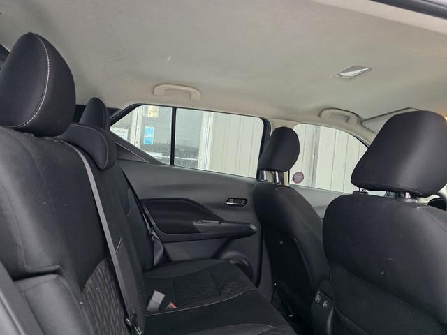 Nissan Kicks SV FWD 2021